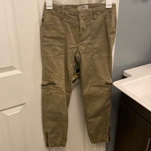 Cargo pants. It gives kim possible.